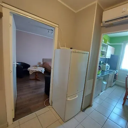 Appartamento Hóvirág Apartman *