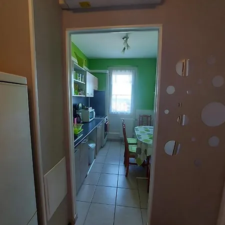 Hóvirág Apartman Appartamento Kaposvár