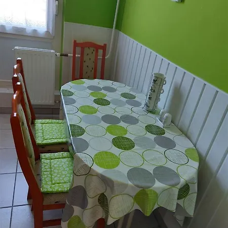 Appartamento Hóvirág Apartman