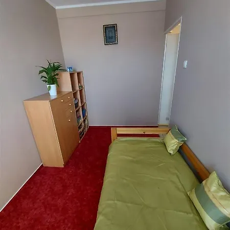 Hóvirág Apartman Appartamento *